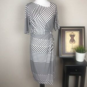 CHRISTIN MICHAELS Black/White Striped Sheath Short Sleeve Midi Dress - NWOT Sz S